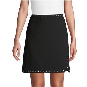 VINCE CAMUTO Black Studded Skirt, Sz 6